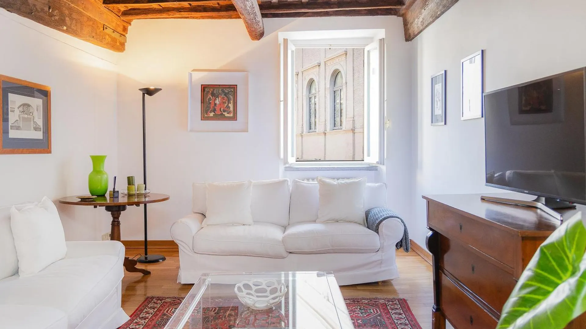Apartament Santa Margherita By Rental In Rzym